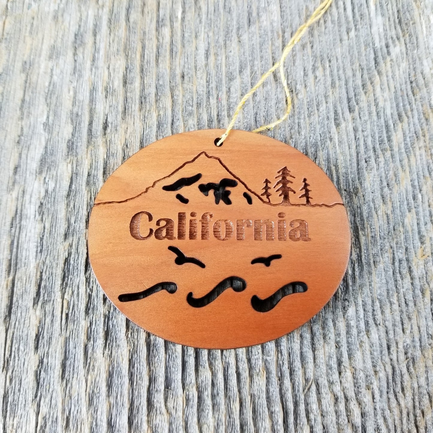 California Christmas Ornament Oval Wood Souvenir -15001