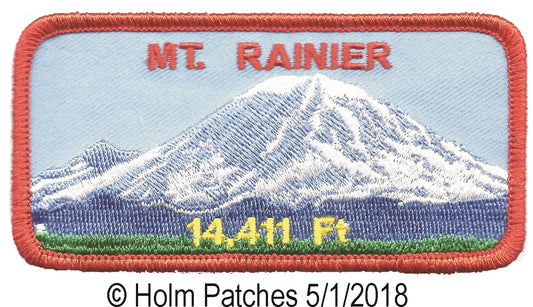 MT. RAINIER souvenir embroidered patch.