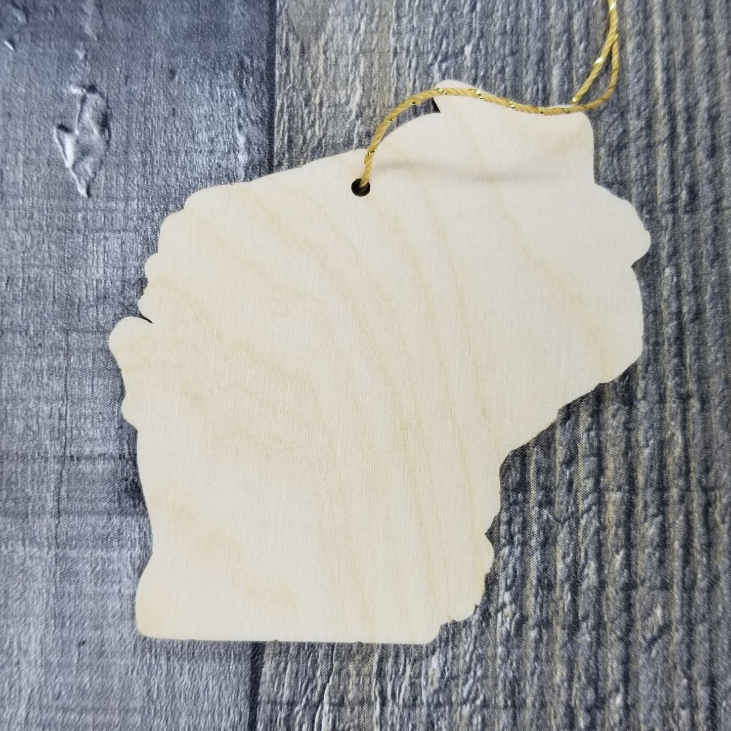 Wholesale Wisconsin Wood Ornament - WI State Shape with State Motto Souvenir