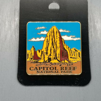 Utah Pin - Capitol Reef National Park UT Souvenir Hat Pin Lapel Travel 1.25"