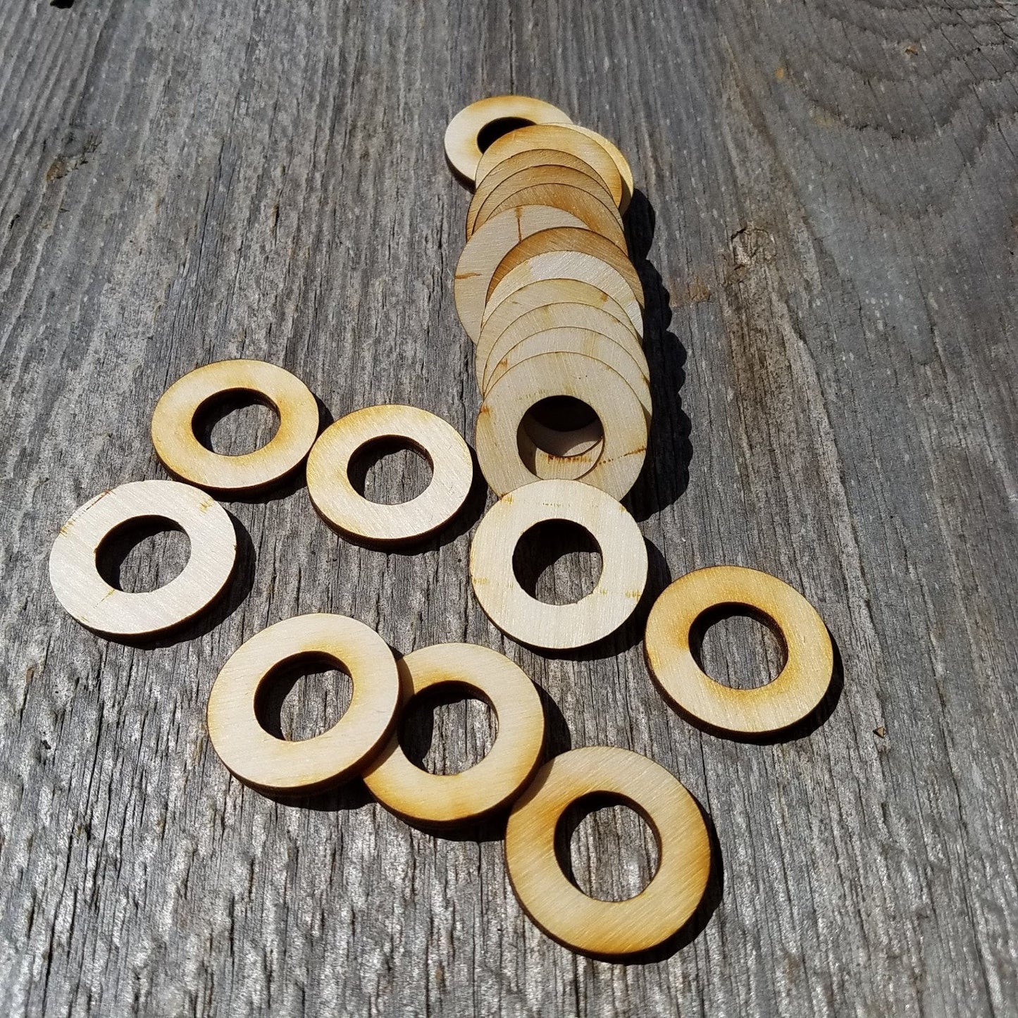 Wood Circles - 1 Inch Wood Cutout - With .5 Inch Hole - Lot of 20 - Wood Blank - Craft Projects - DIY - Make Your Own